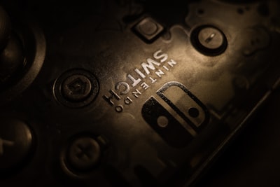 Metal Gear Solid: Master Collection Vol. 2, svelato lo steelbook con gli artwork di Old Snake e Big Boss