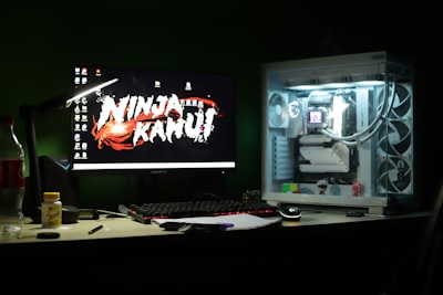 PC Gaming Tinkerer Throws Down The Gauntlet With $950 DIY Steam Machine